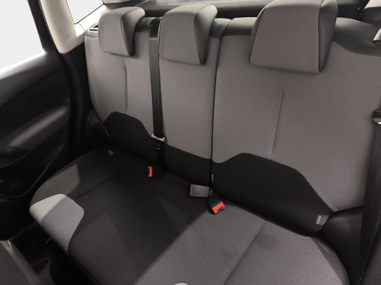 Citroën C3 PureTech 68 Tonic 50 kW (68 CV) - foto 13