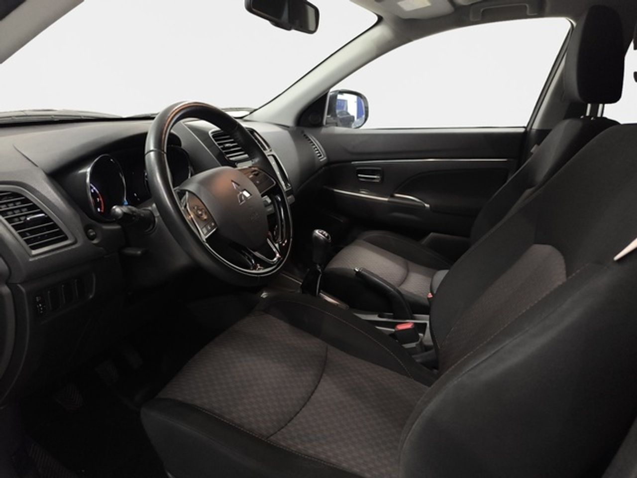 Mitsubishi ASX 160 MPI Motion 86 kW (117 CV) - foto 9