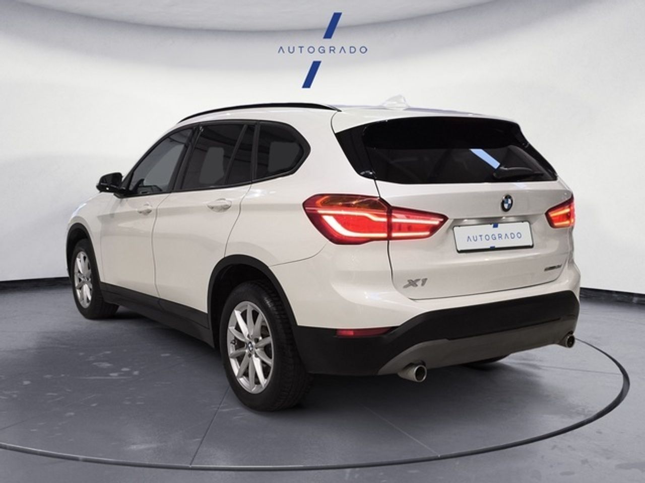 BMW X1 sDrive18d 110 kW (150 CV) - foto 3