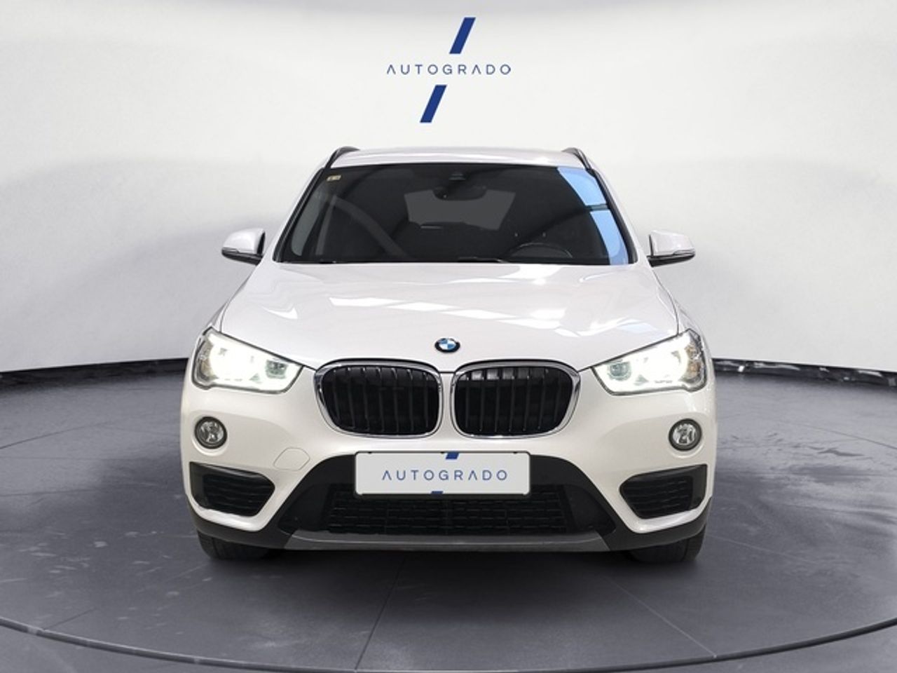 BMW X1 sDrive18d 110 kW (150 CV) - foto 8