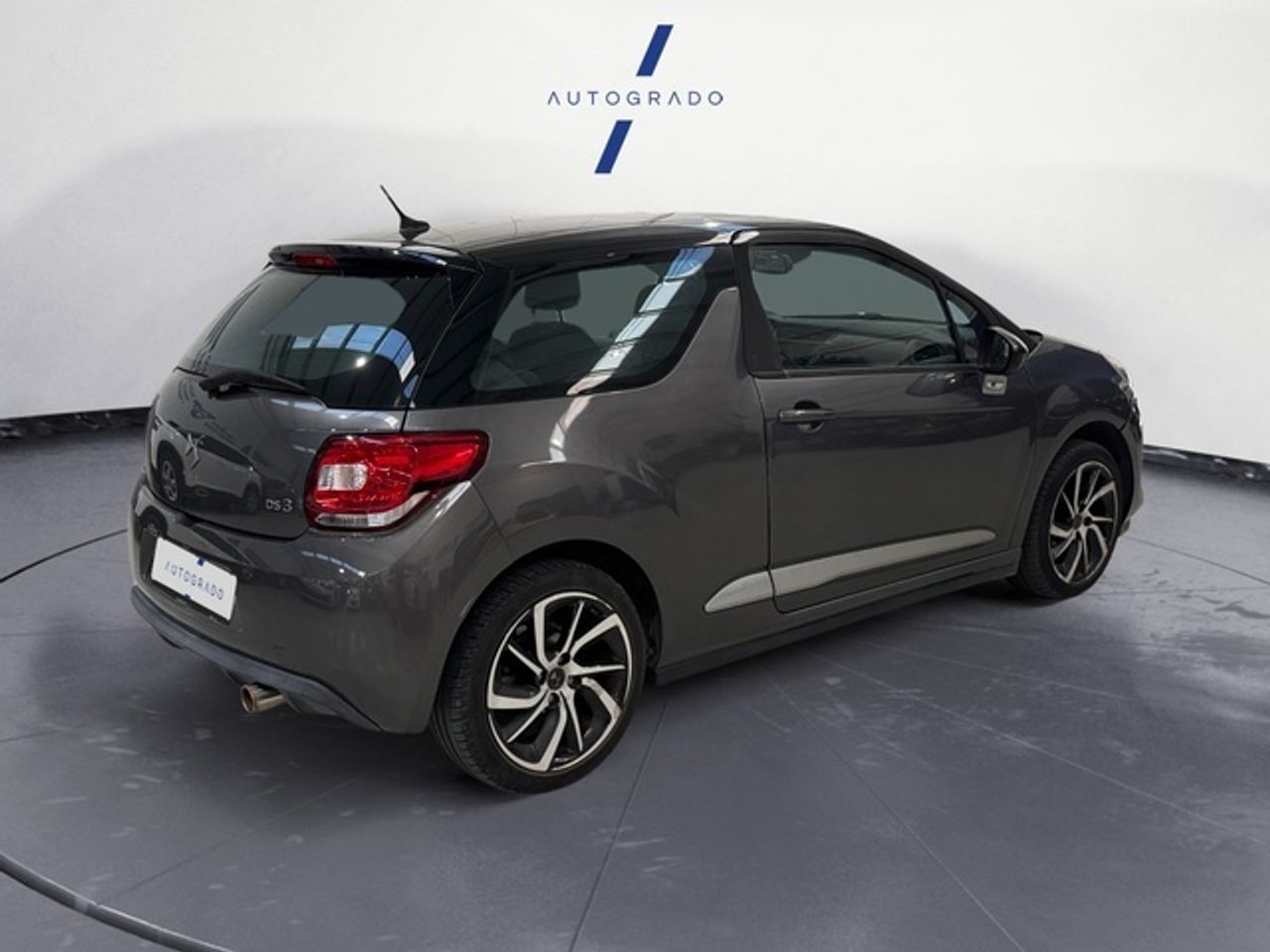 DS DS 3 PureTech 110 S&S Be Chic EAT6 81 kW (110 CV) - foto 5