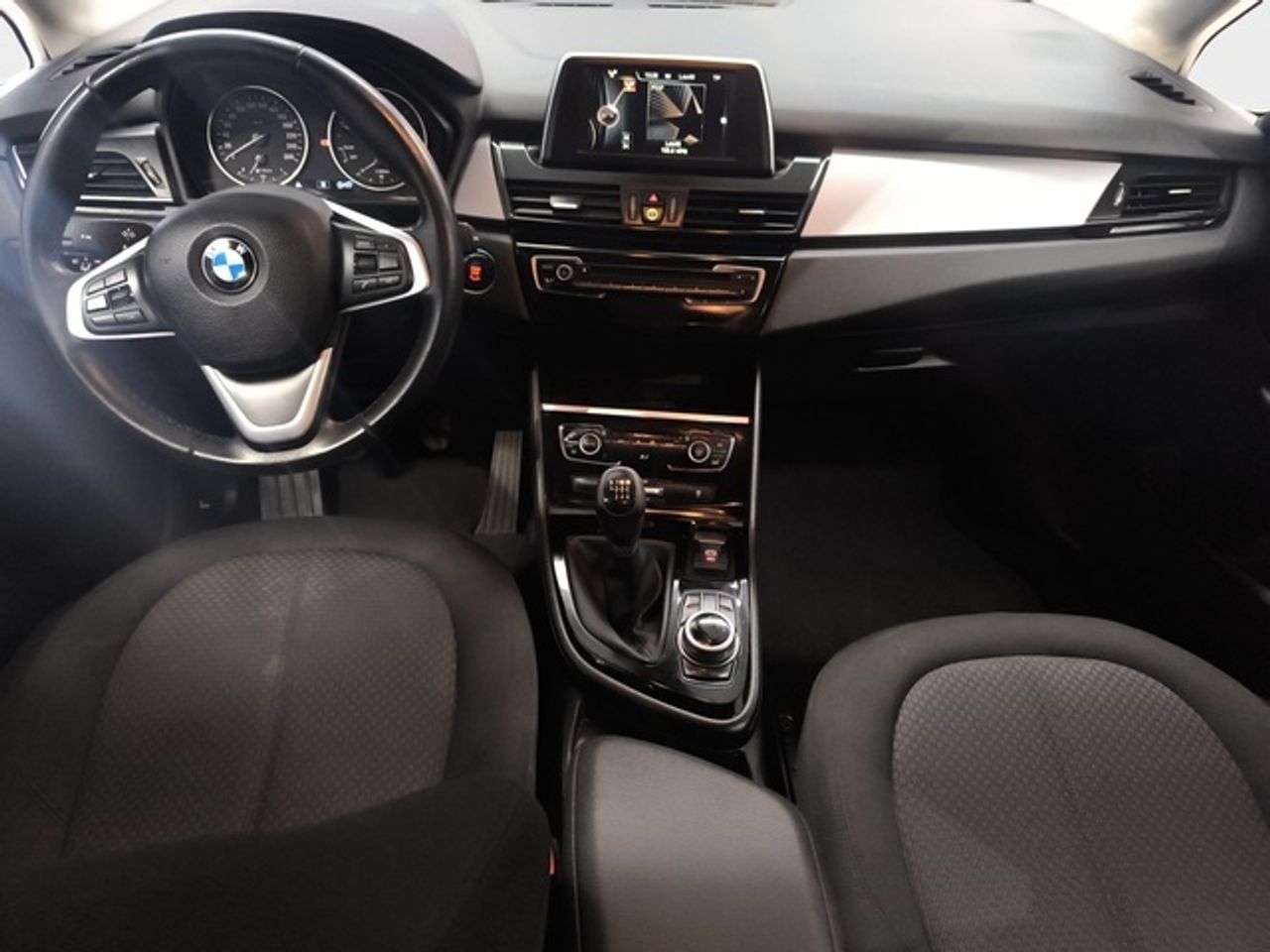BMW Serie 2 216d Active Tourer 85 kW (116 CV) - foto 10