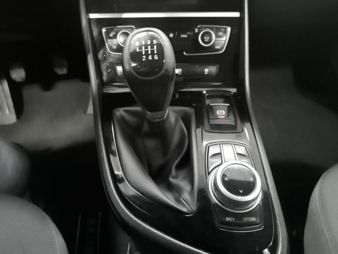 BMW Serie 2 216d Active Tourer 85 kW (116 CV) - foto 18