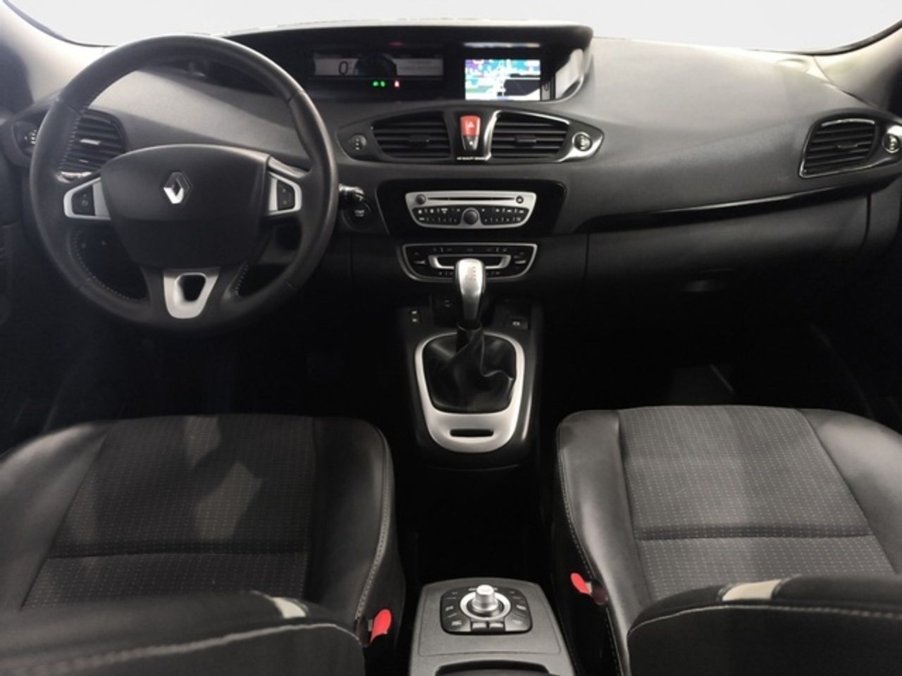 Renault Grand Scénic 2.0 Bose Edition Auto-CVT 103 kW (140 C - foto 11