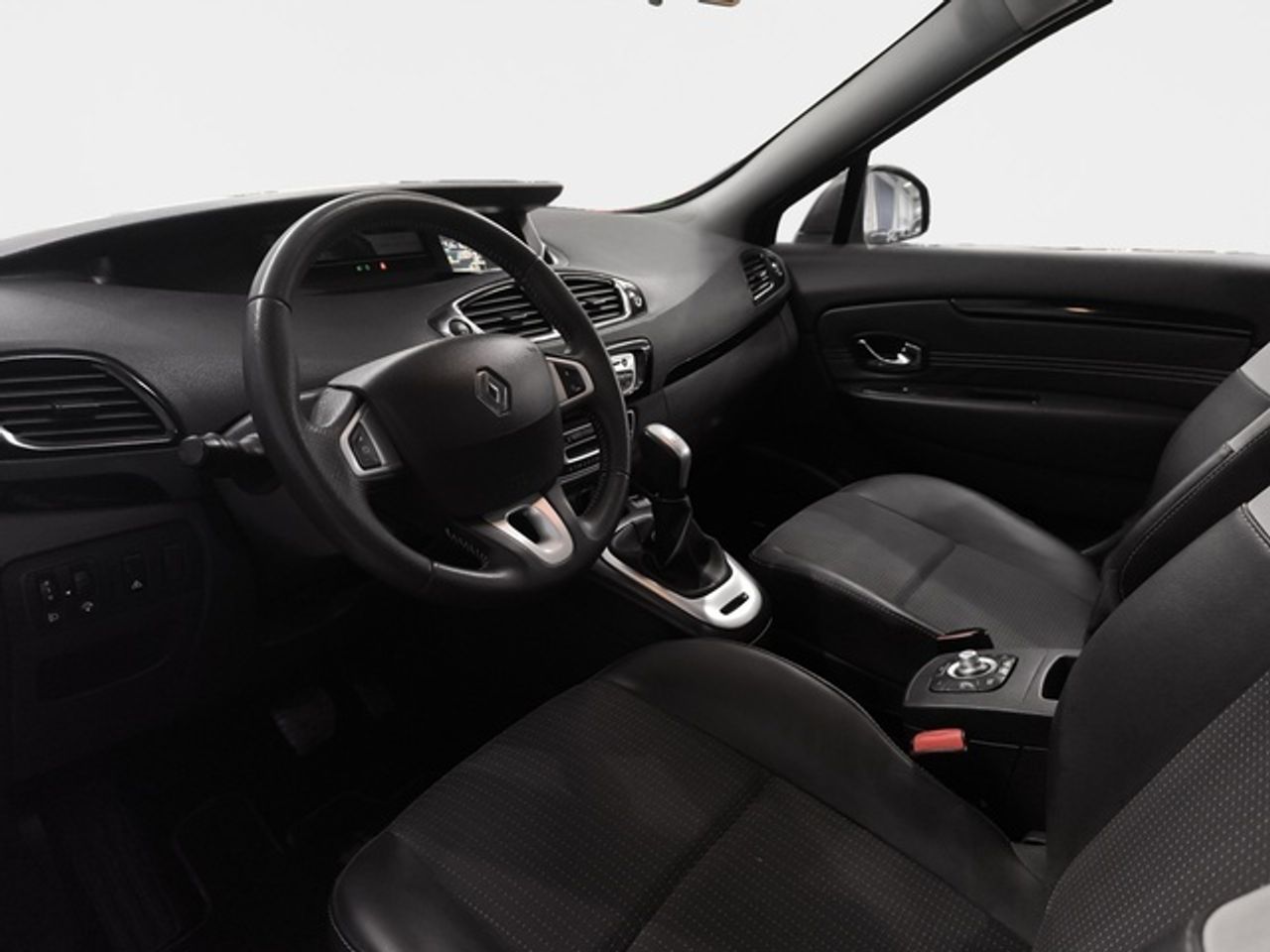 Renault Grand Scénic 2.0 Bose Edition Auto-CVT 103 kW (140 C - foto 10