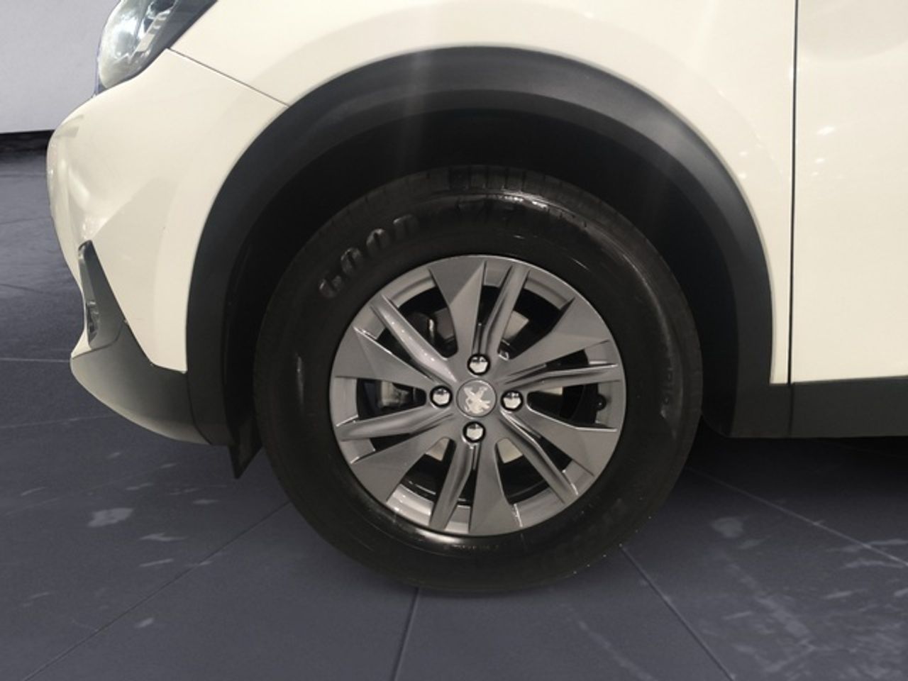 Peugeot 2008 PureTech 100 S&S Active 75 kW (100 CV) - foto 14