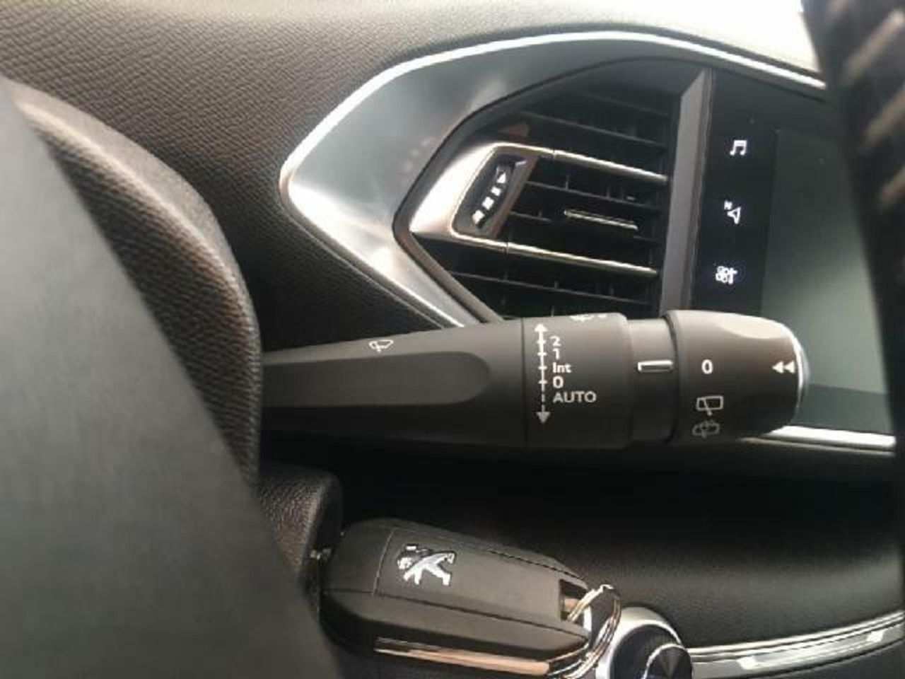 Peugeot 308 1.5 BLUEHDI 130 CV STYLE 5P - foto 15