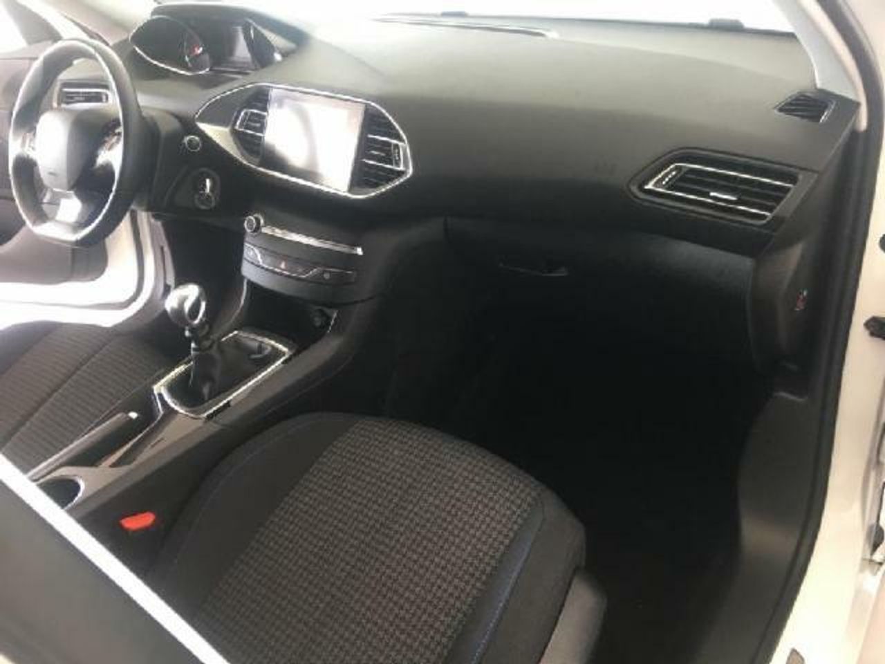 Peugeot 308 1.5 BLUEHDI 130 CV STYLE 5P - foto 28