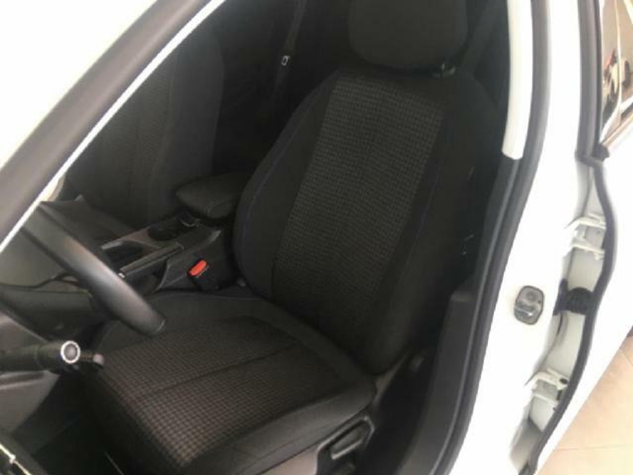 Peugeot 308 1.5 BLUEHDI 130 CV STYLE 5P - foto 30