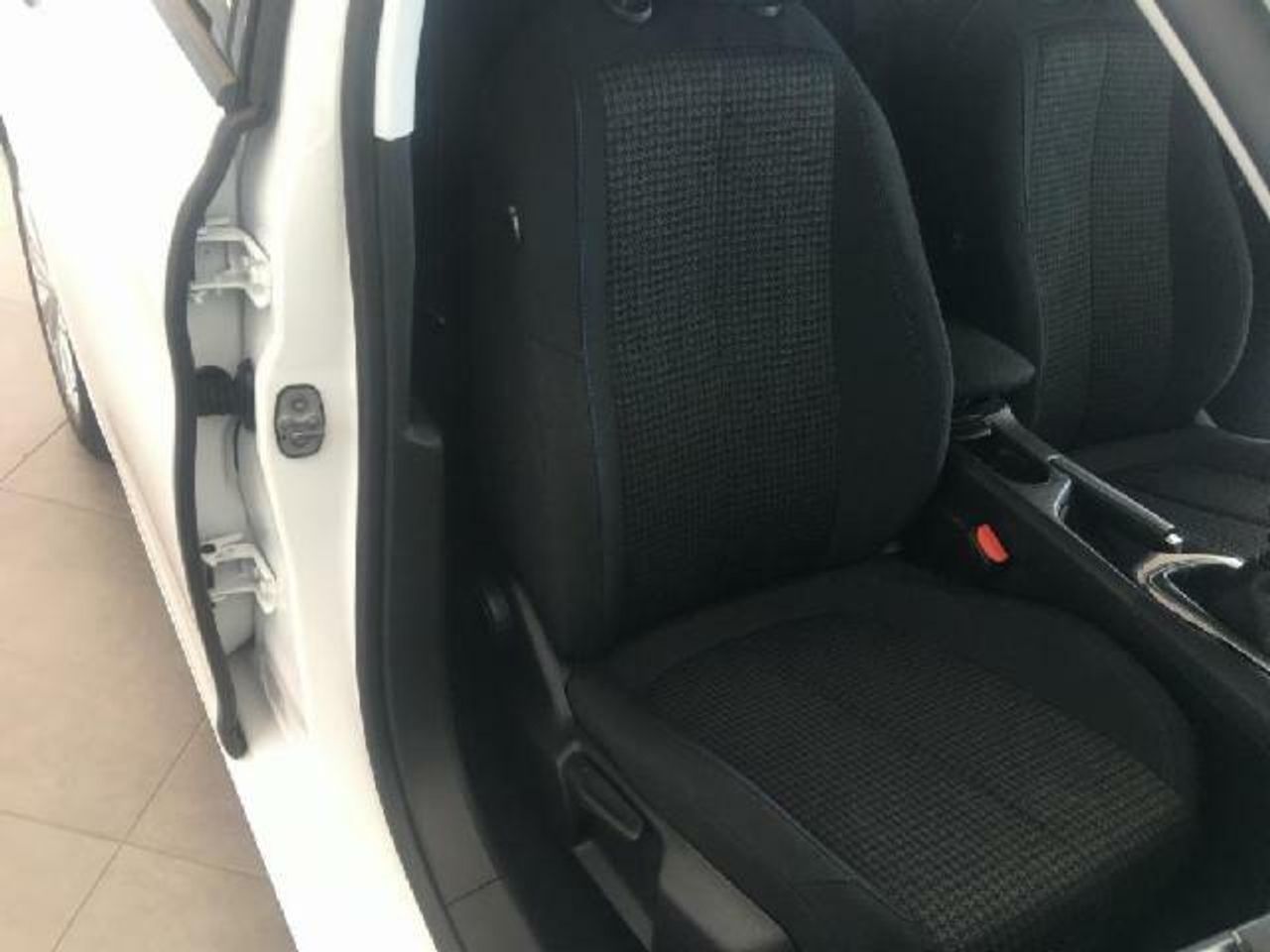 Peugeot 308 1.5 BLUEHDI 130 CV STYLE 5P - foto 32