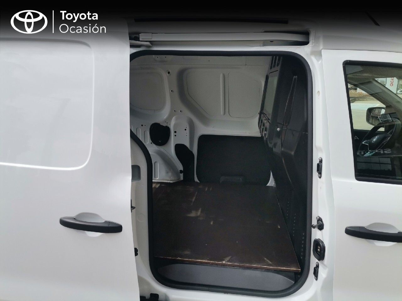 bg