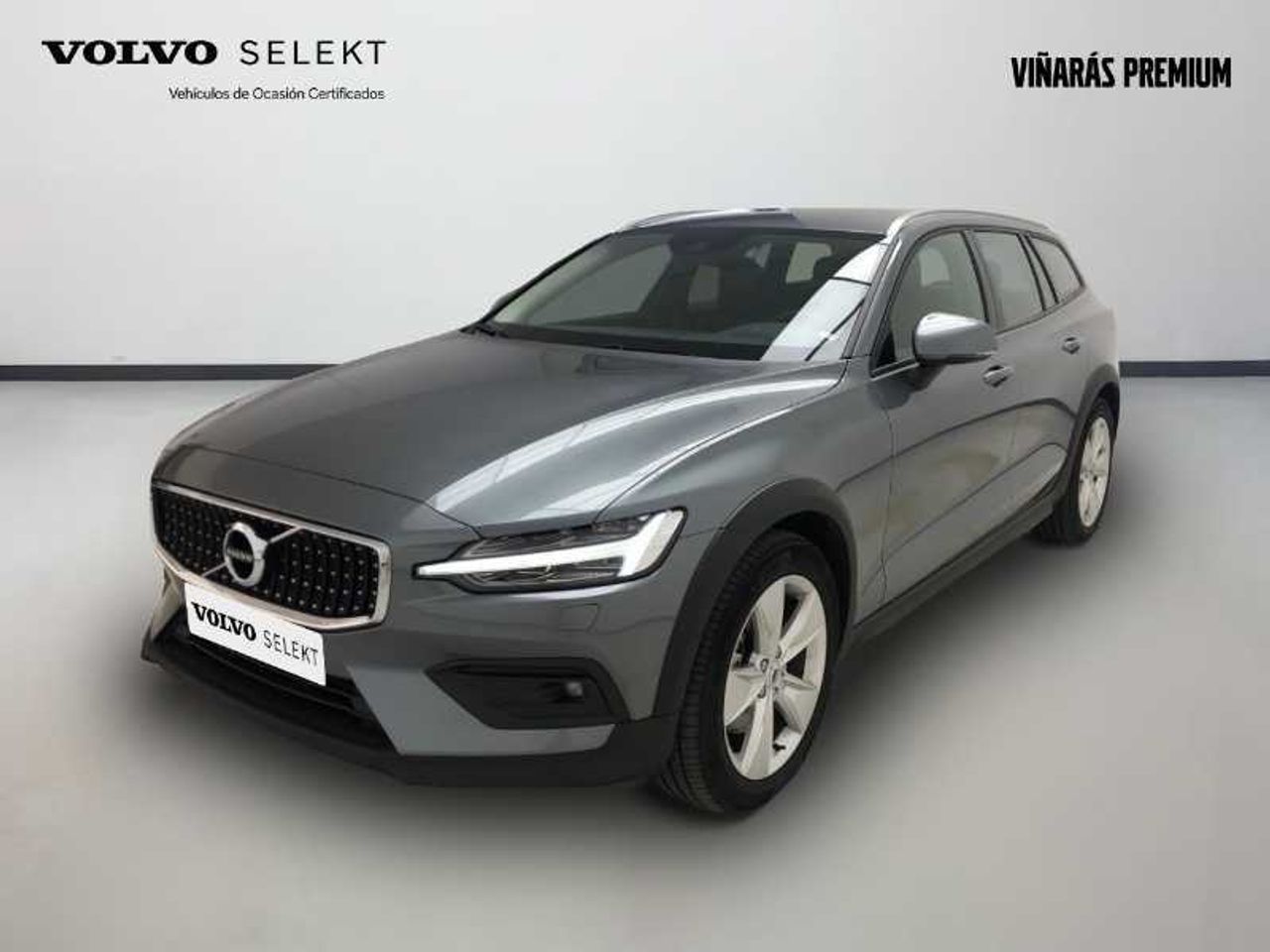 foto de volvo v60 cross country 2021 de segunda mano