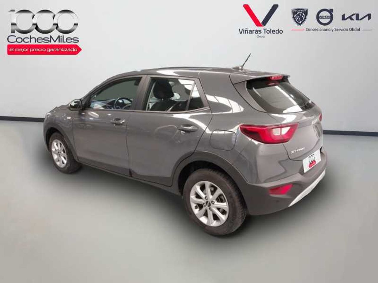 kia stonic 2023 / foto grande (2)