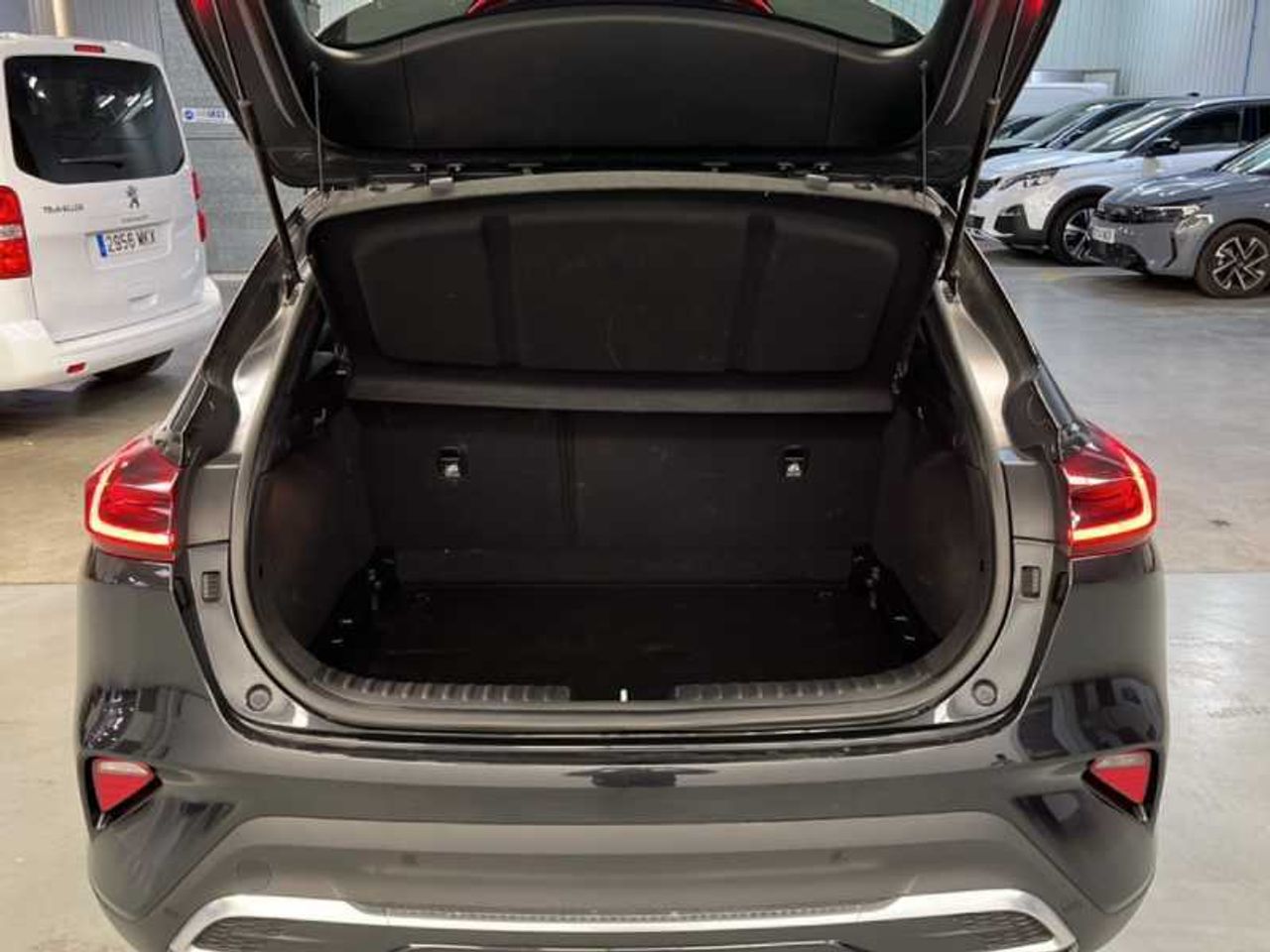 Kia XCeed Nuevo  1.0 T-Gdi 100 CV Business - foto 32