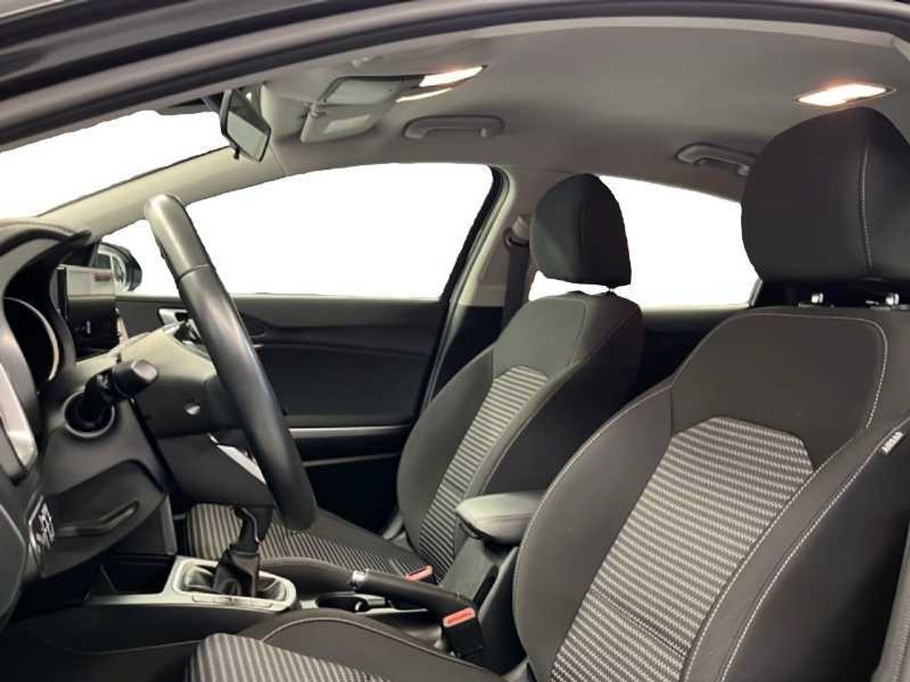 Kia XCeed Nuevo  1.0 T-Gdi 100 CV Business - foto 30