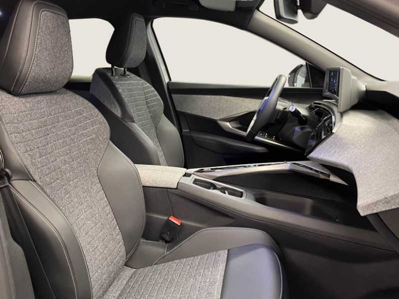 Peugeot 3008 Hybrid Nuevo 3008 Allure HYBRID 145 e-DCS6 - foto 11