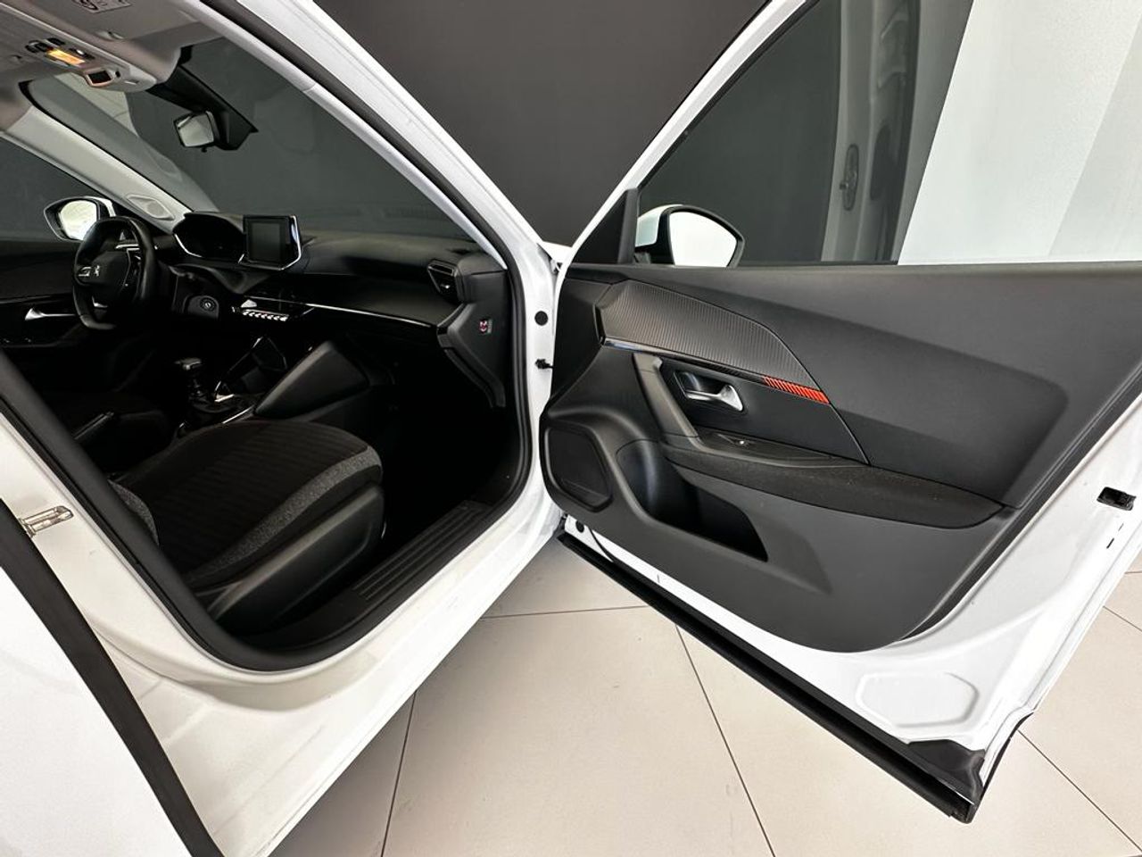 Peugeot 2008 ACTIVE PURETECH 100 CV - foto 18