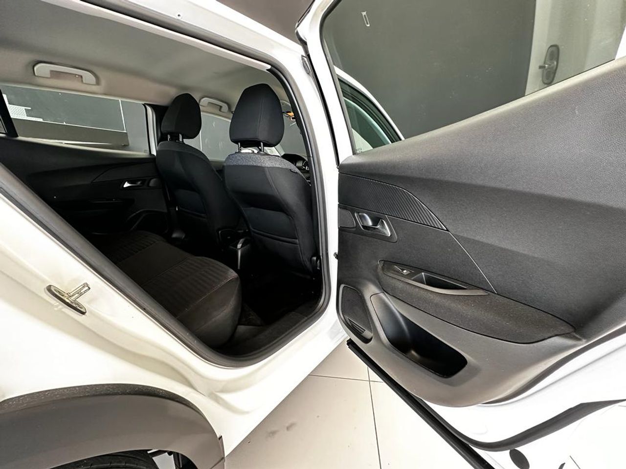 Peugeot 2008 ACTIVE PURETECH 100 CV - foto 19