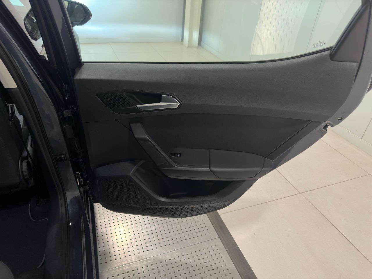 Seat Leon 1.0 eTSI DSG7 SS Style XM 110 CV - foto 24