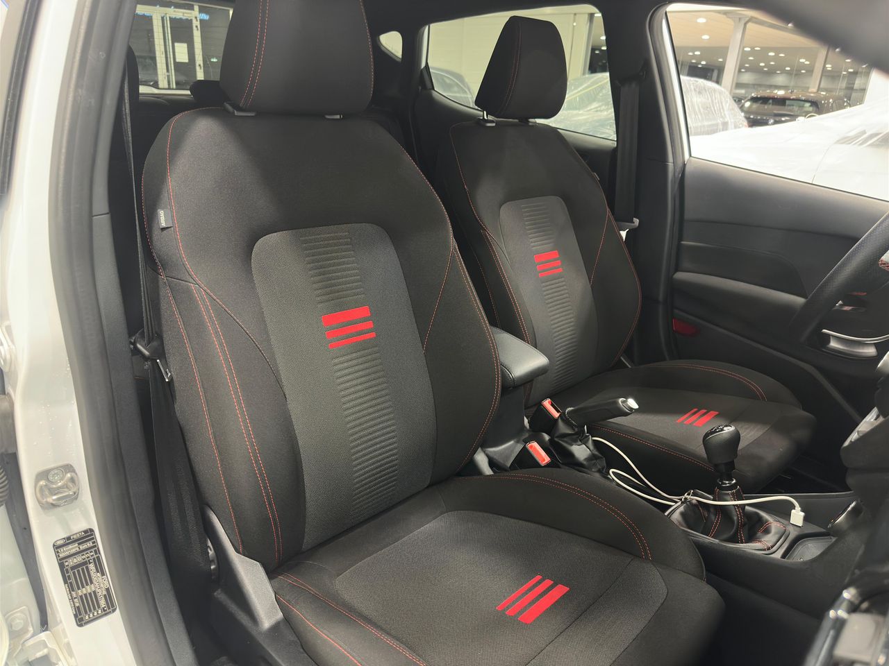 Ford Fiesta 1.0 ECOBOOST MHEV STLine 125 CV - foto 21