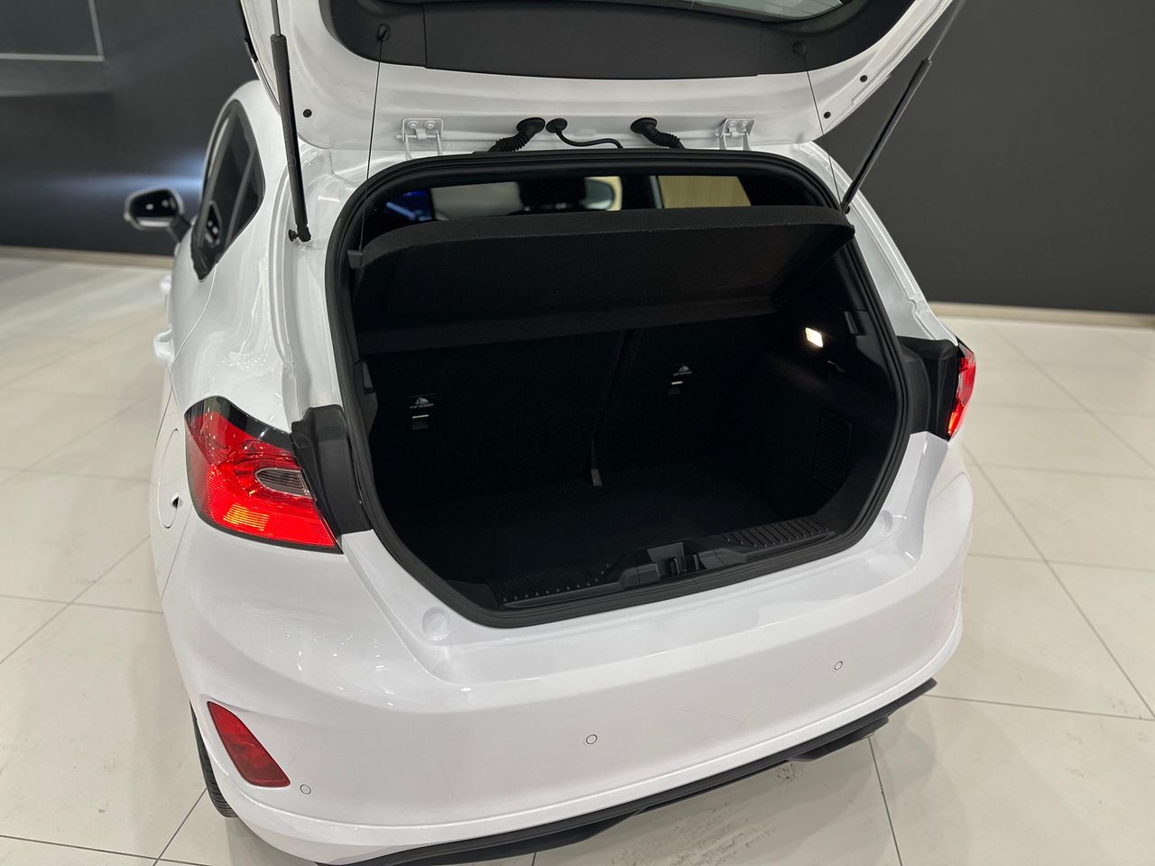 Ford Fiesta 1.0 ECOBOOST MHEV STLine 125 CV - foto 8