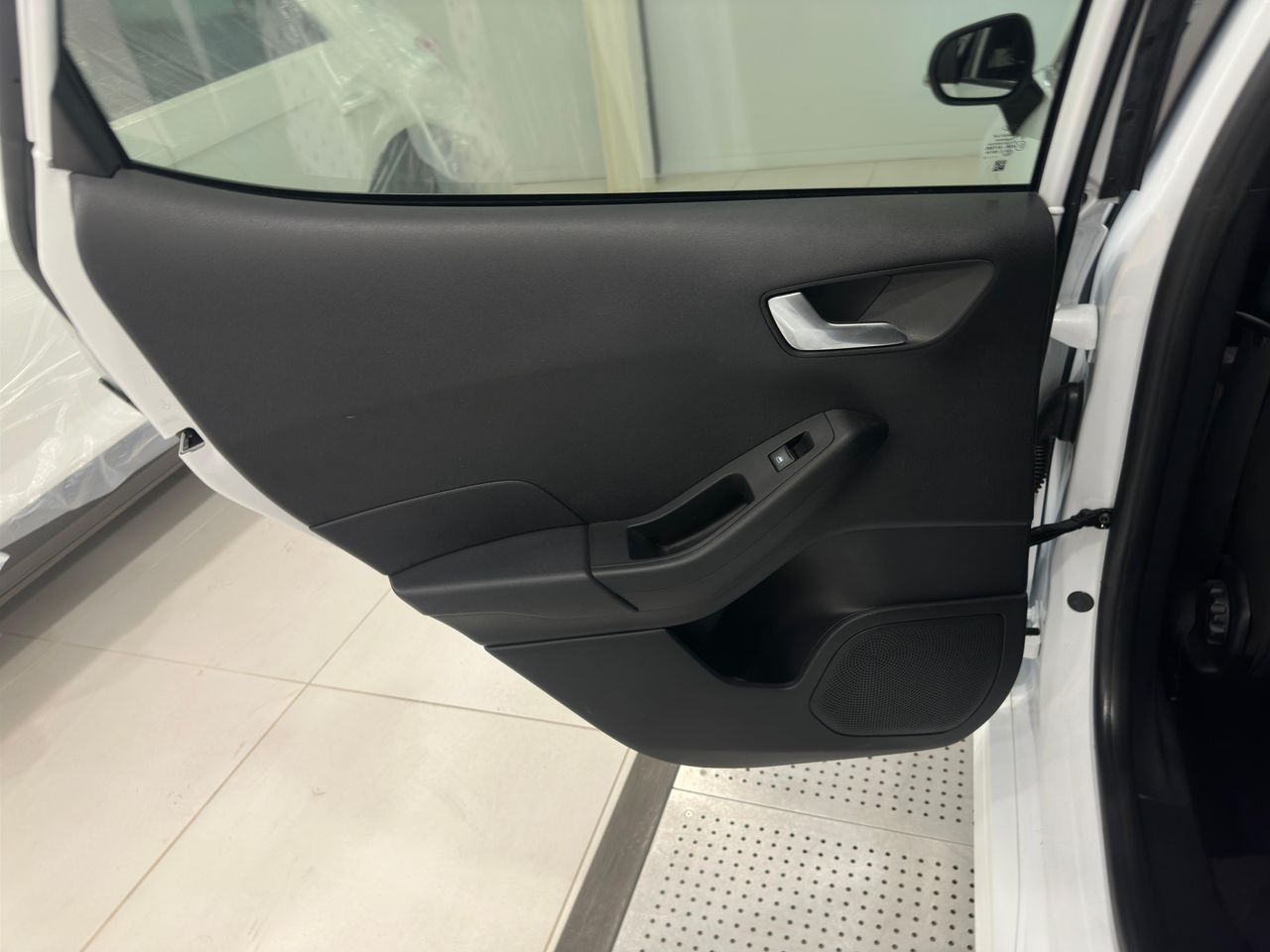 Ford Fiesta 1.0 ECOBOOST MHEV STLine 125 CV - foto 27