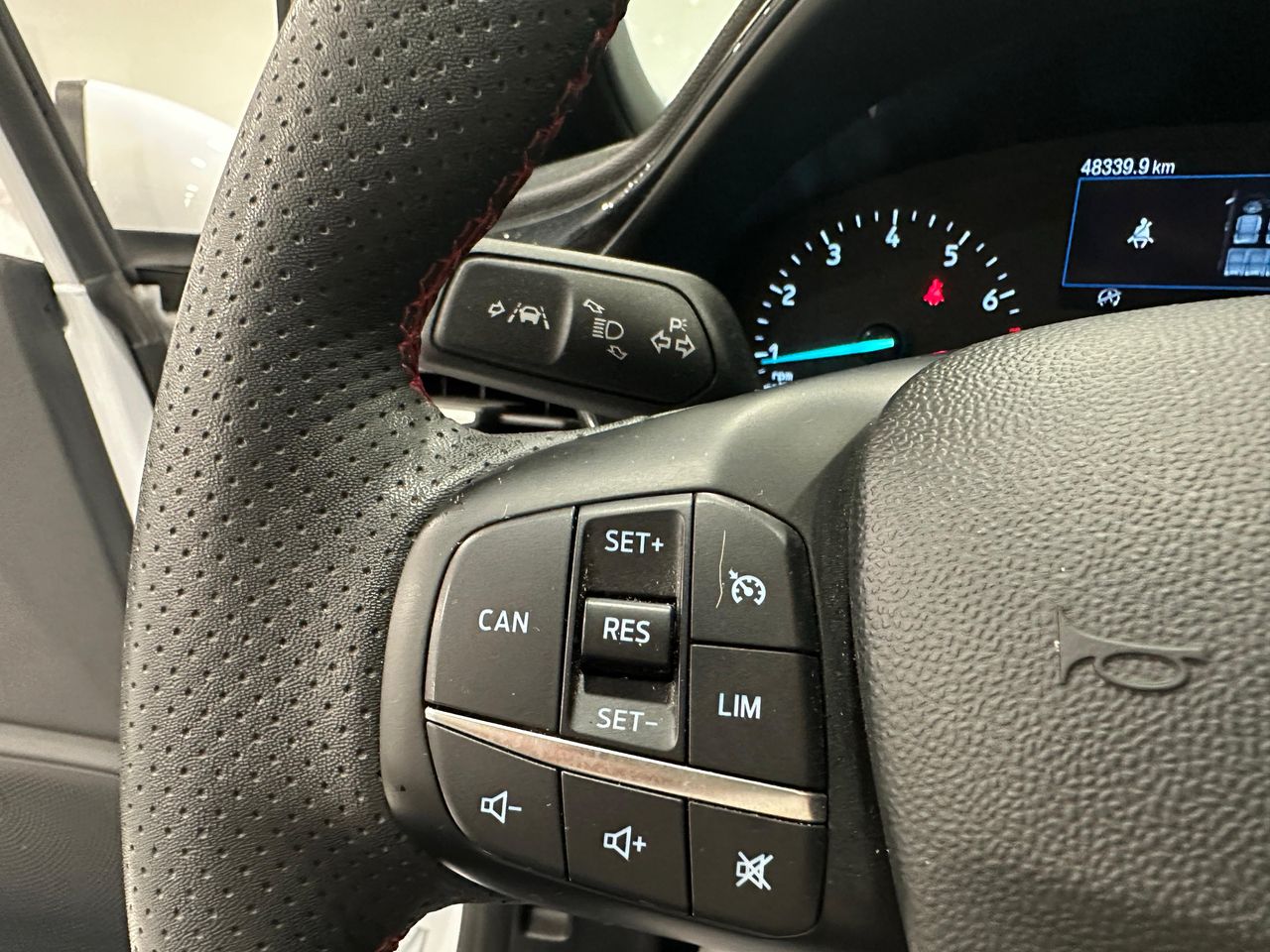 Ford Fiesta 1.0 ECOBOOST MHEV STLine 125 CV - foto 15