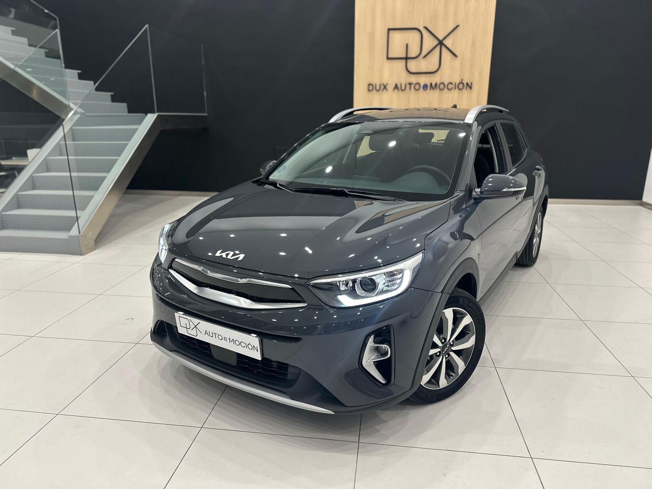 kia stonic 2021 /