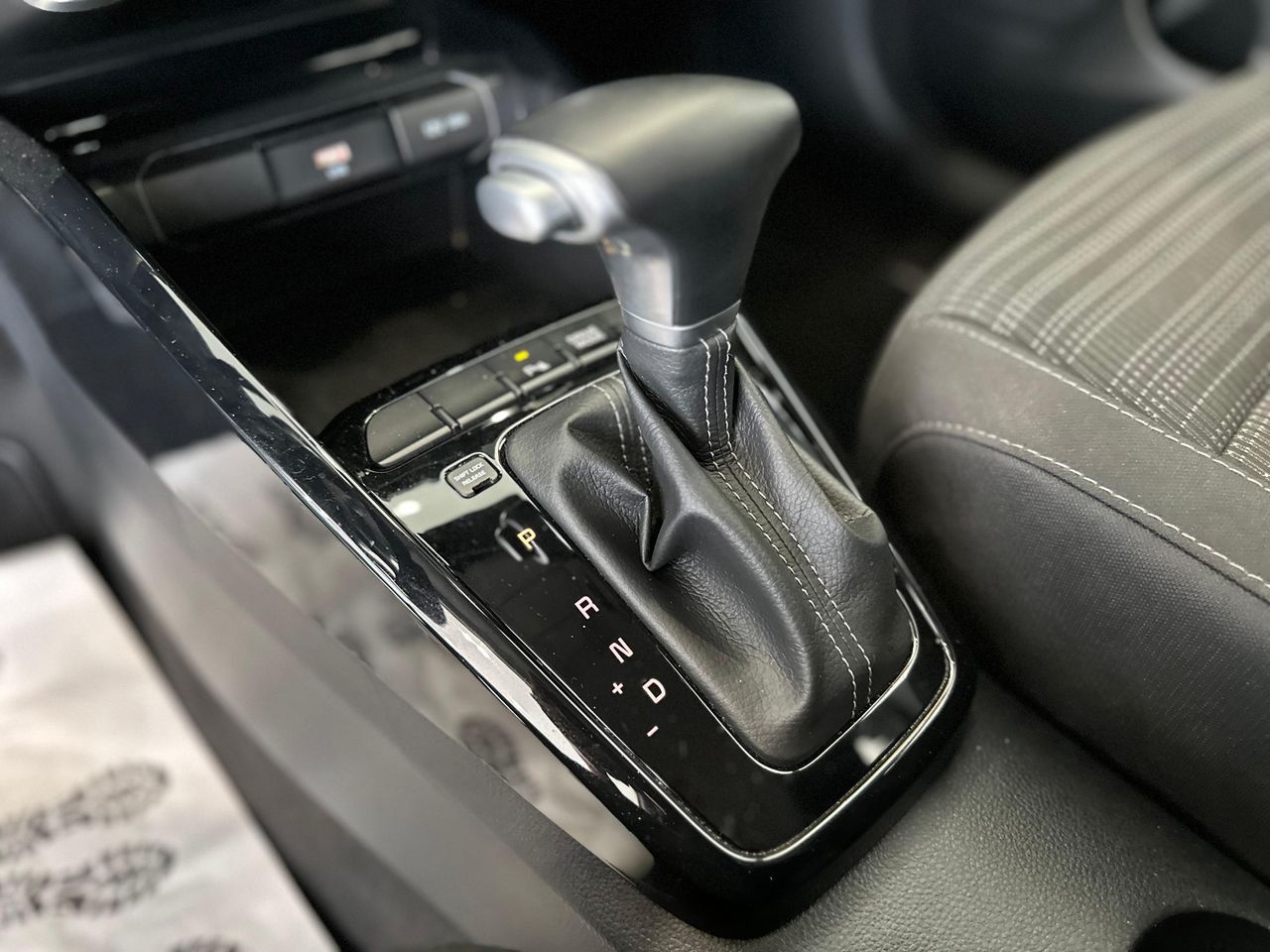 Kia Stonic 1.0 TGDi MHEV Drive DCT - foto 14