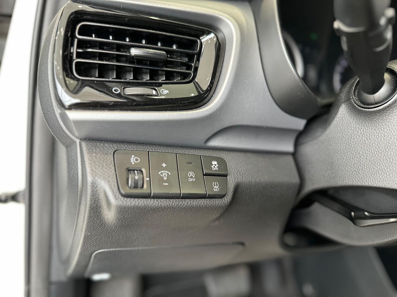 Kia Stonic 1.0 TGDi MHEV Drive DCT - foto 19