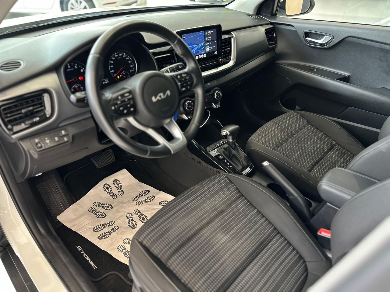 Kia Stonic 1.0 TGDi MHEV Drive DCT - foto 17