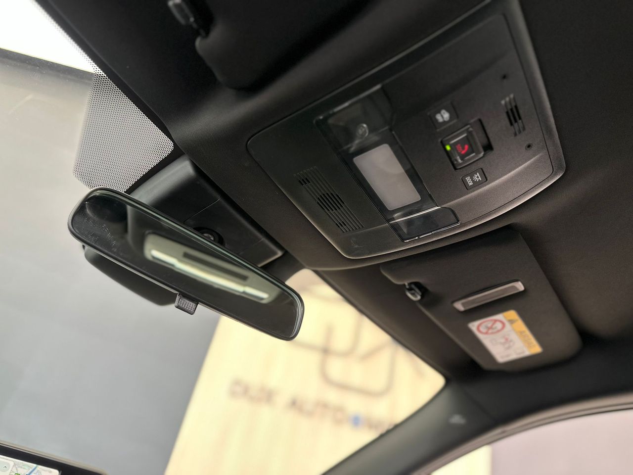 Lexus UX 2.0 250h Executive 4WD - foto 15