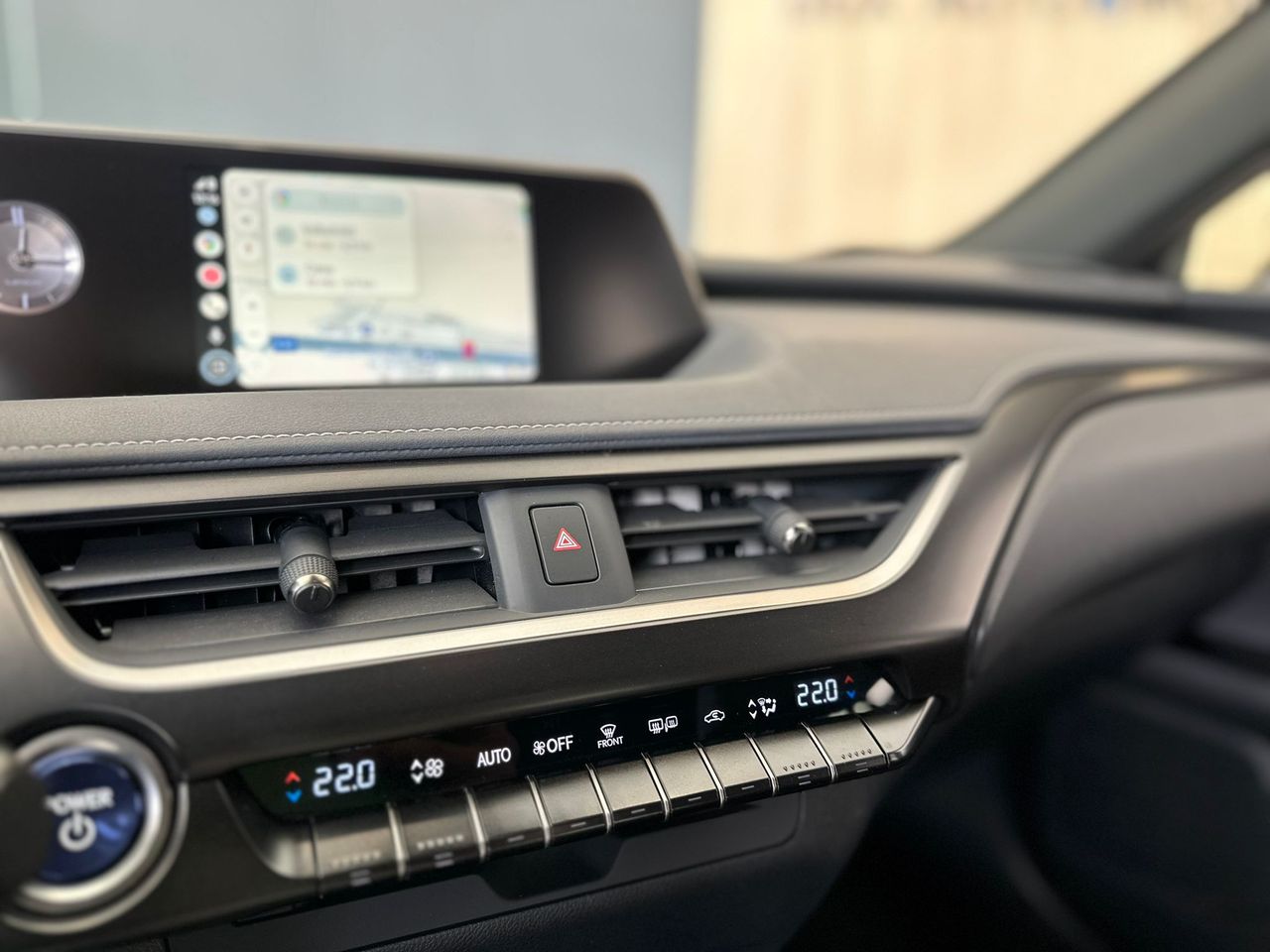 Lexus UX 2.0 250h Executive 4WD - foto 13