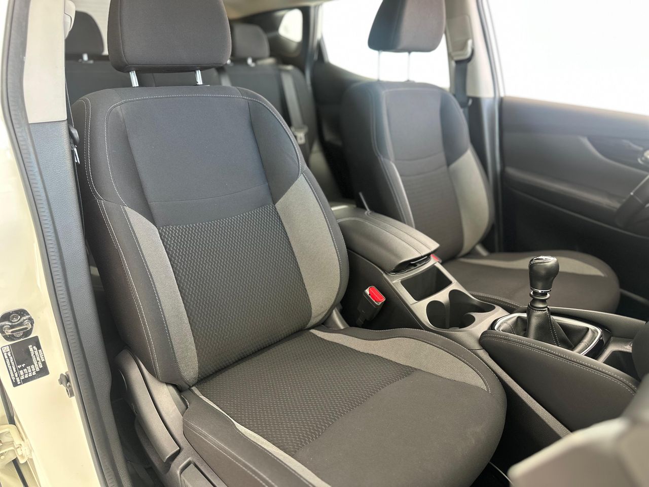 Nissan Qashqai NISSAN QASHQAI DIGT 140 CV E6D NSTYLE - foto 22