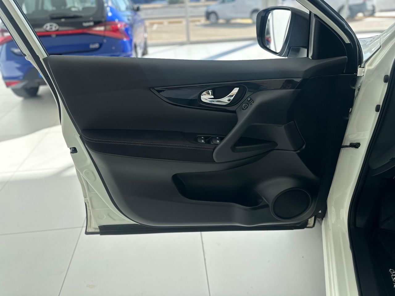 Nissan Qashqai NISSAN QASHQAI DIGT 140 CV E6D NSTYLE - foto 28