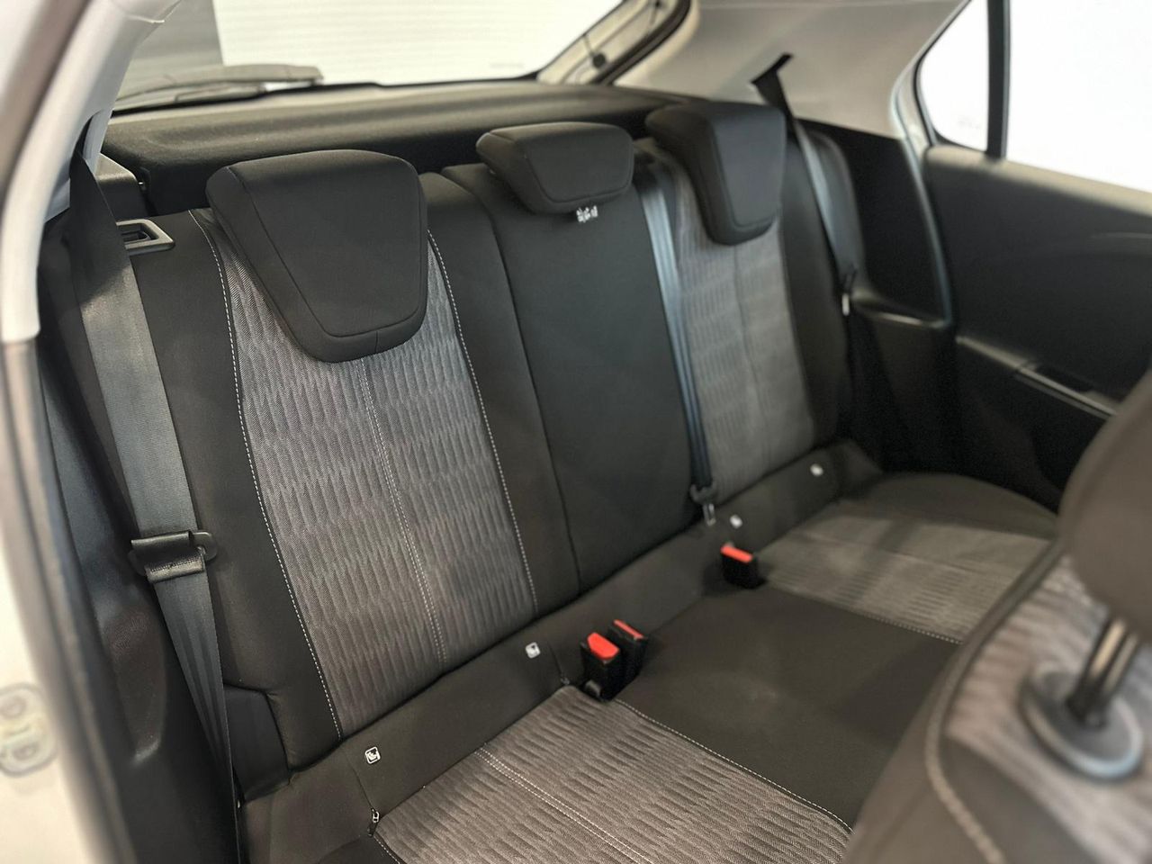 Opel Corsa F EDITION 1.5 100CV - foto 18