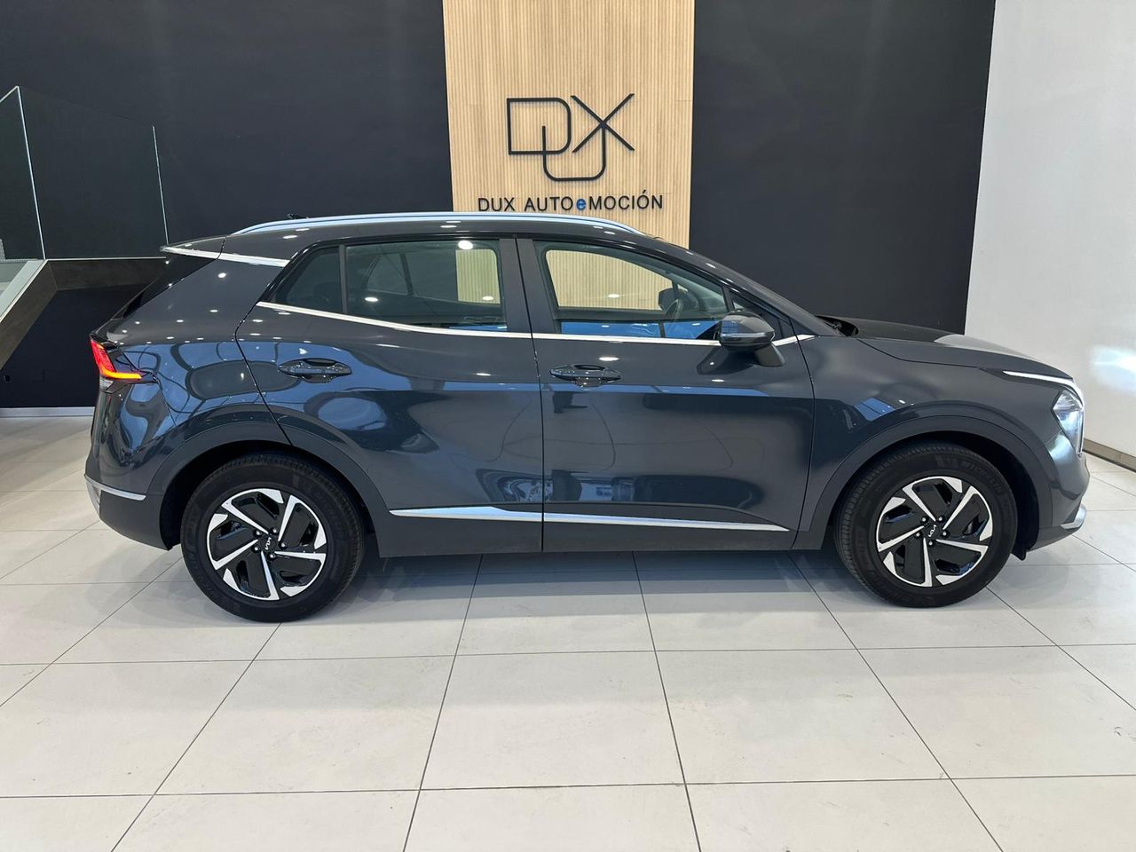 Kia Sportage 1.6 TGDI HEV DRIVE 17 - foto 5