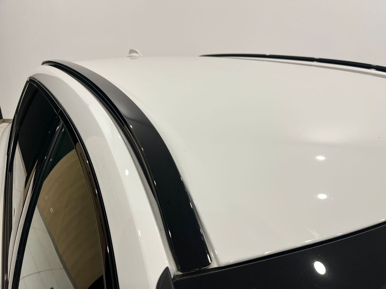 Volvo XC60 2.0 B4 D AWD R-Design Auto - foto 17