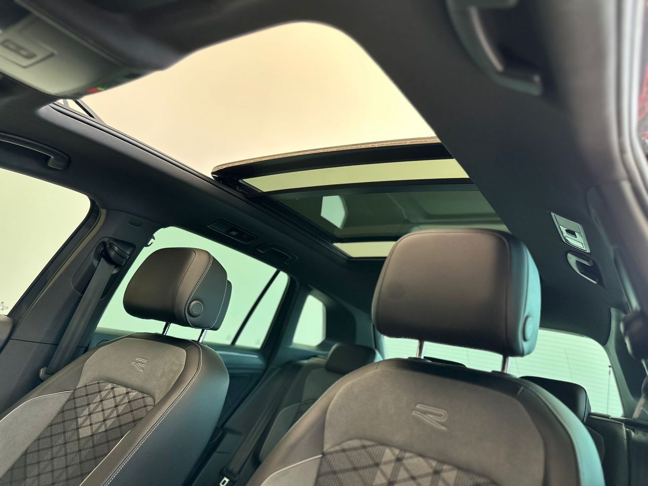 Volkswagen Tiguan R-Line 2.0 TDI 110kW (150CV) DSG - foto 19