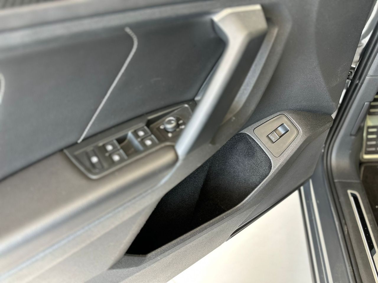 Volkswagen Tiguan R-Line 2.0 TDI 110kW (150CV) DSG - foto 35