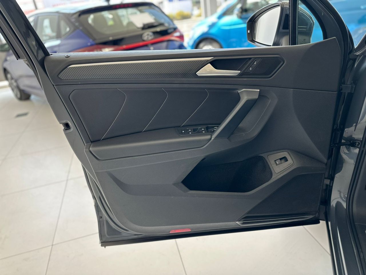 Volkswagen Tiguan R-Line 2.0 TDI 110kW (150CV) DSG - foto 31