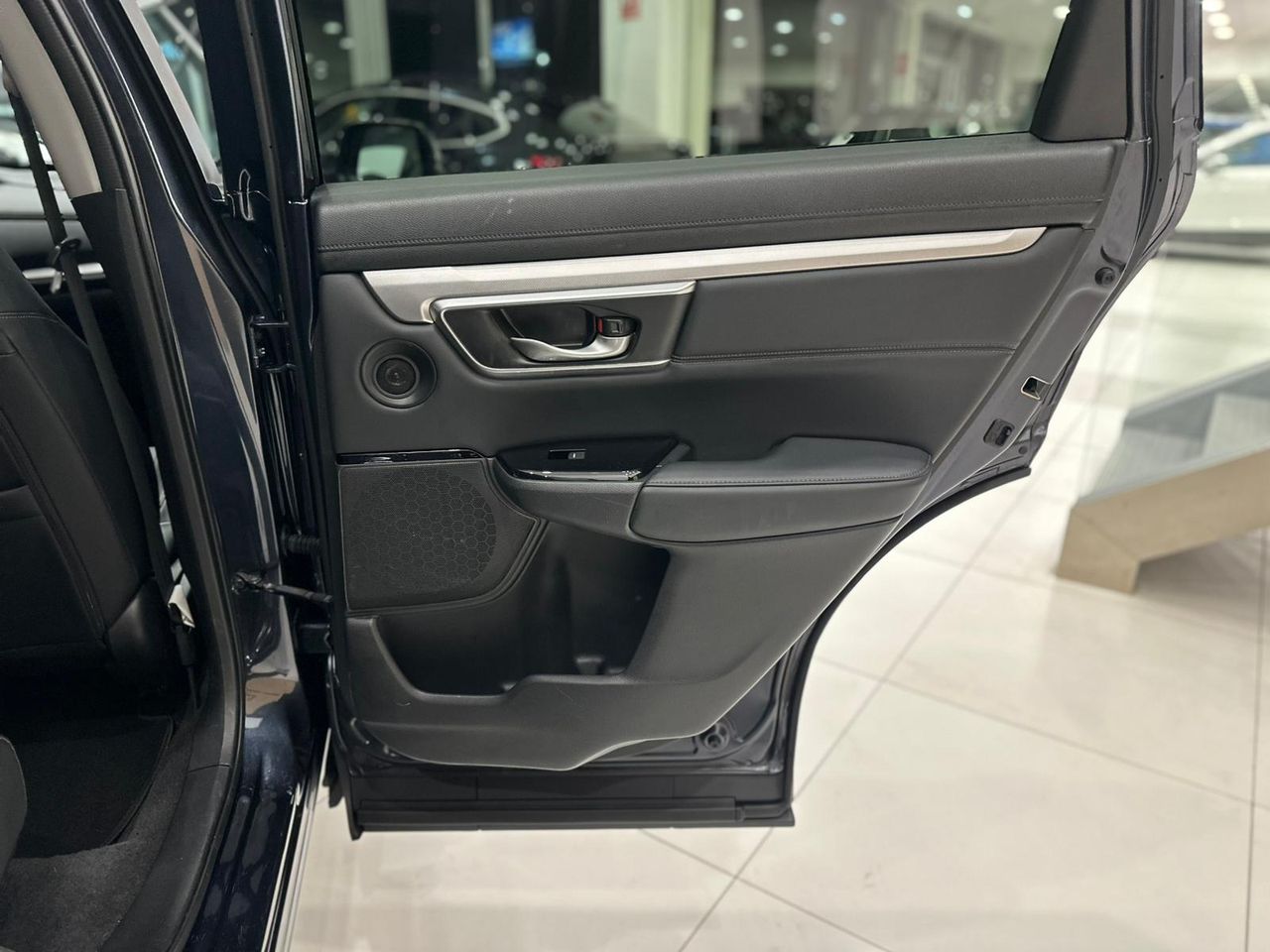 Honda CR-V 2.0 IMMA 4X2 LIFESTYLE - foto 28