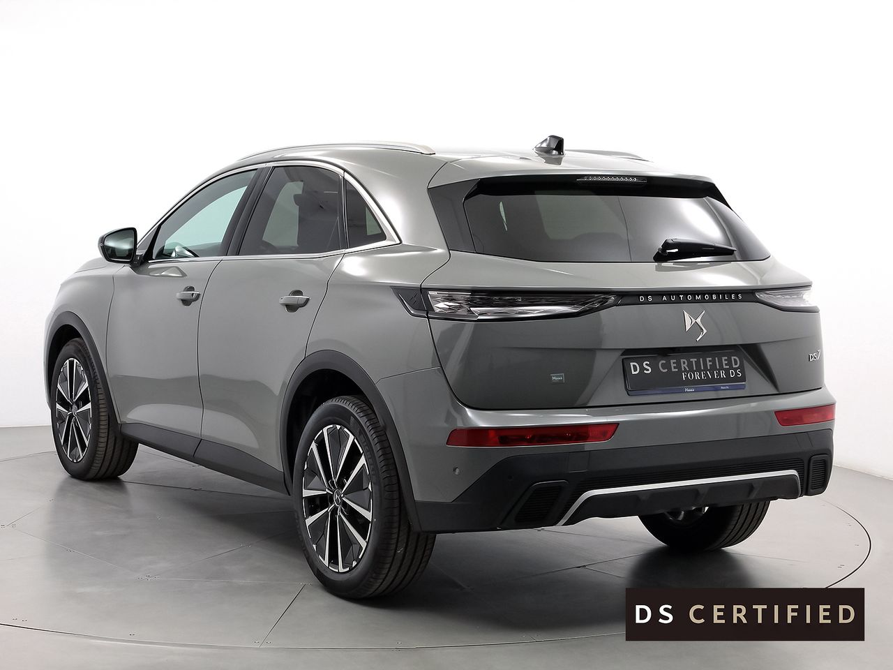 ds automobiles ds 7 2024 / foto grande (2)