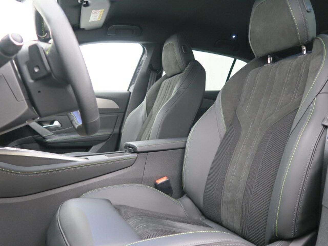 Peugeot 408 408 GT PHEV 225 e-EAT8 - foto 17