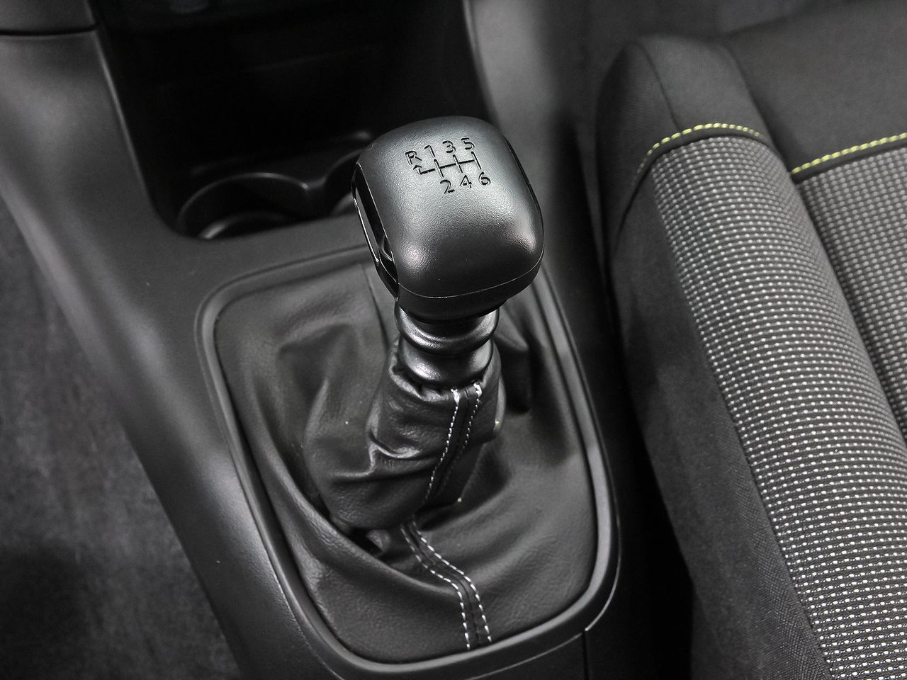 Citroën C3 BlueHDi 75KW (100CV) Plus - foto 28