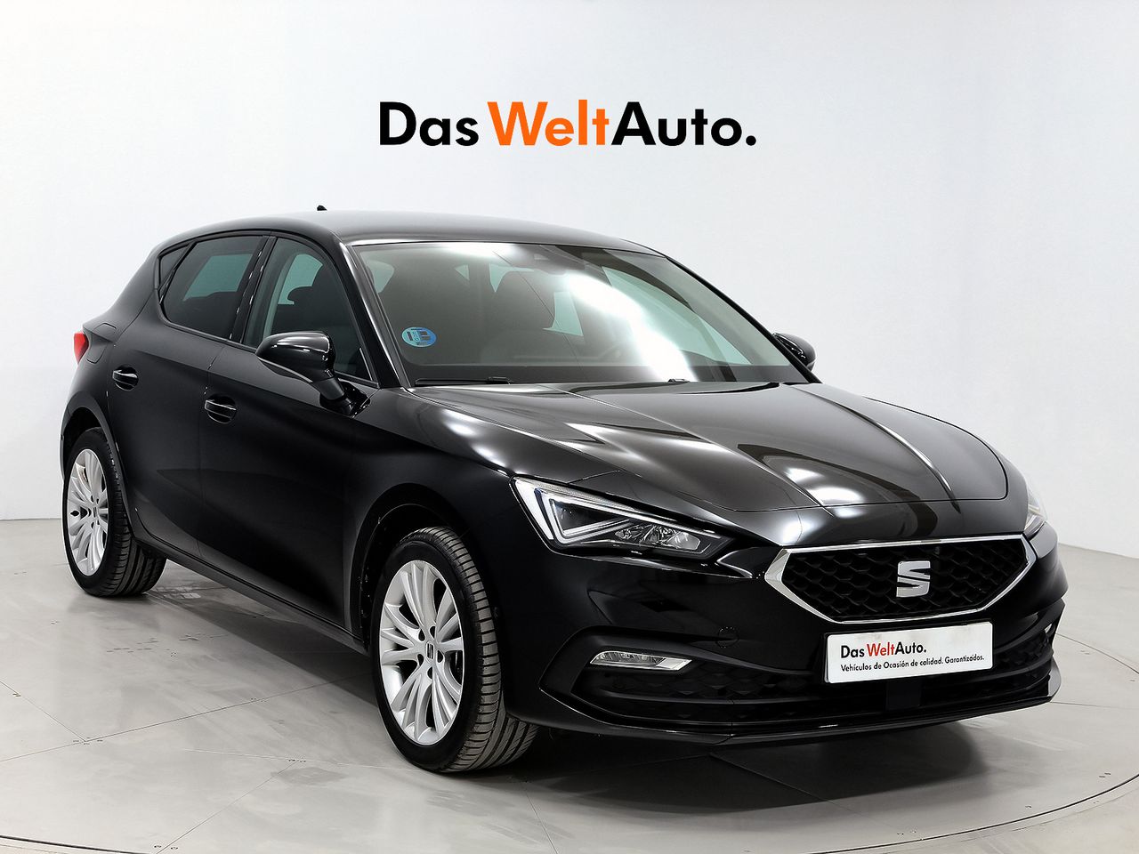 Neumaticos 215 45 r17  de segunda mano - seat leon 2024 /