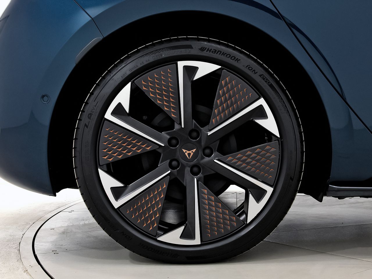 Cupra Born 170kW (231 CV) 59kWh E-Boost Pack - foto 8