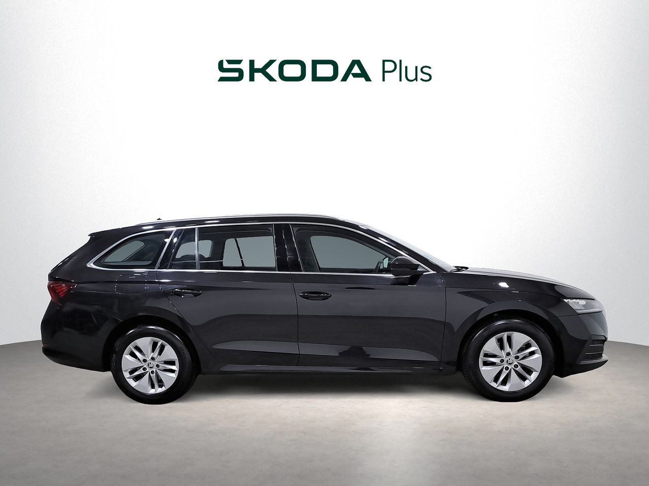 skoda octavia 2024 / foto grande (3)