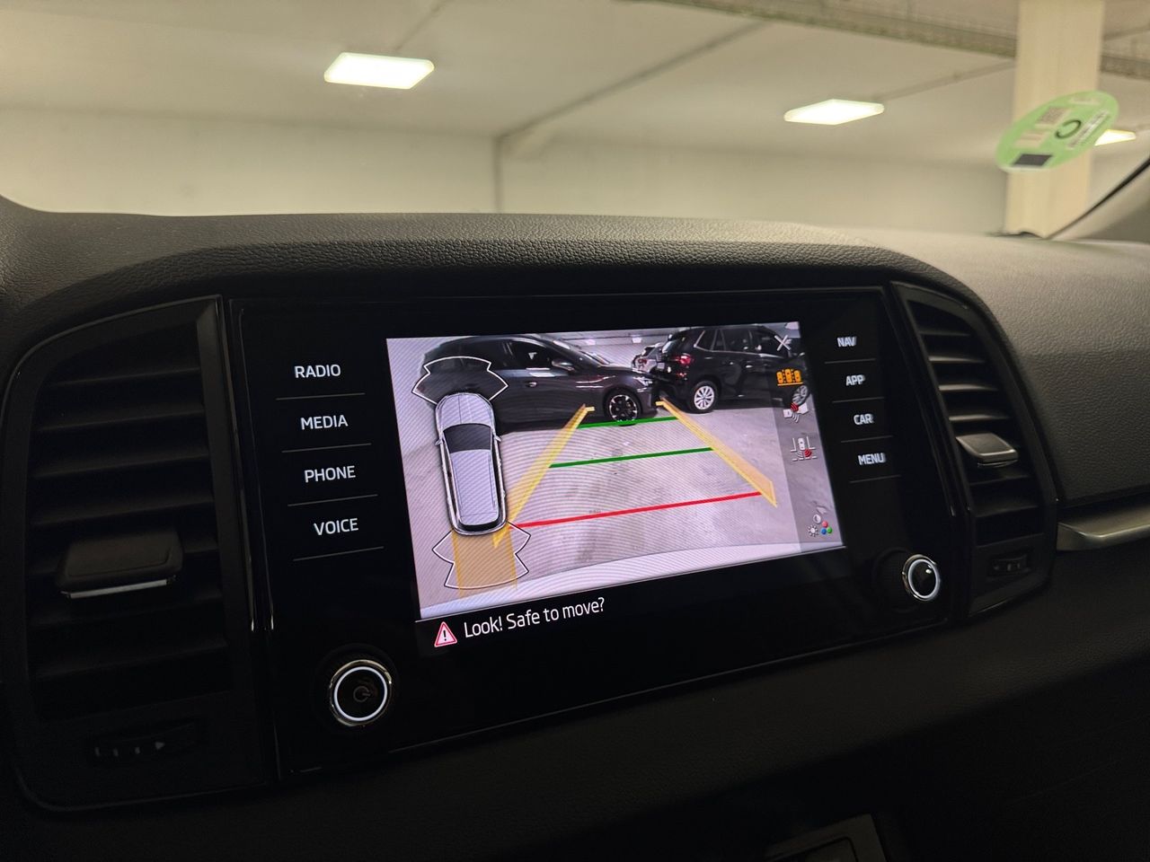 Skoda Karoq 1.5 TSI 110kW (150CV) ACT Selection - foto 14