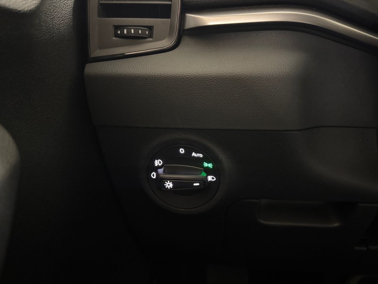 Skoda Karoq 1.5 TSI 110kW (150CV) ACT Selection - foto 15